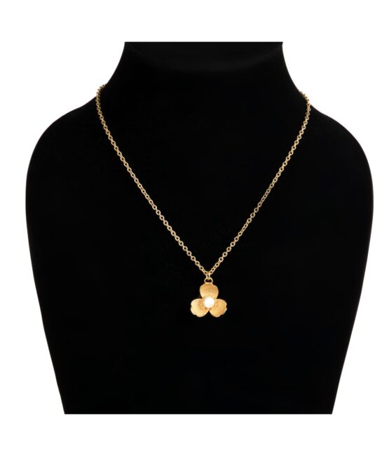 Trillium Flower Pearl Pendant