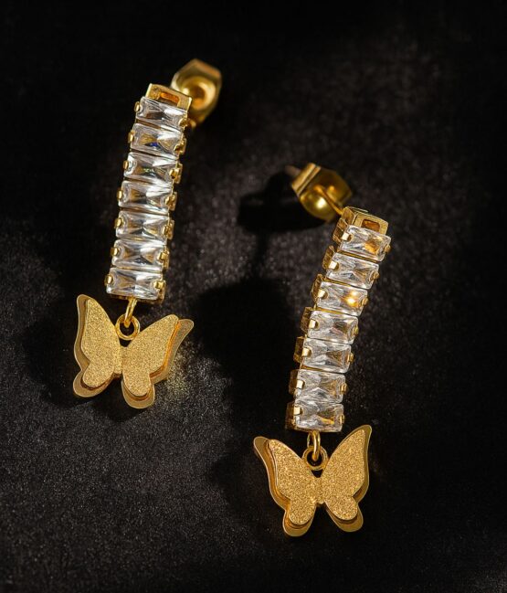 Wing it in Style Earrings