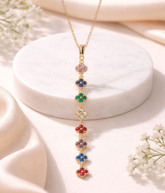 Clover Rush Long Necklace